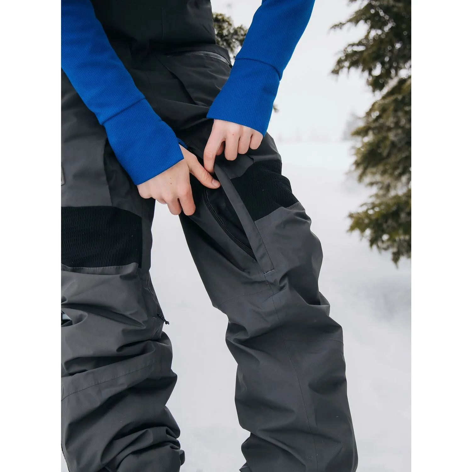 Burton Carbonate Gore-Tex 2L Bib Pants 2023 - Women's Snowboard Bib